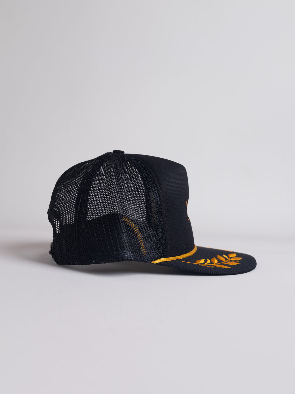 ONLI VINTAGE - ONLI VINTAGE TRUCKER HAT ( MAUI )