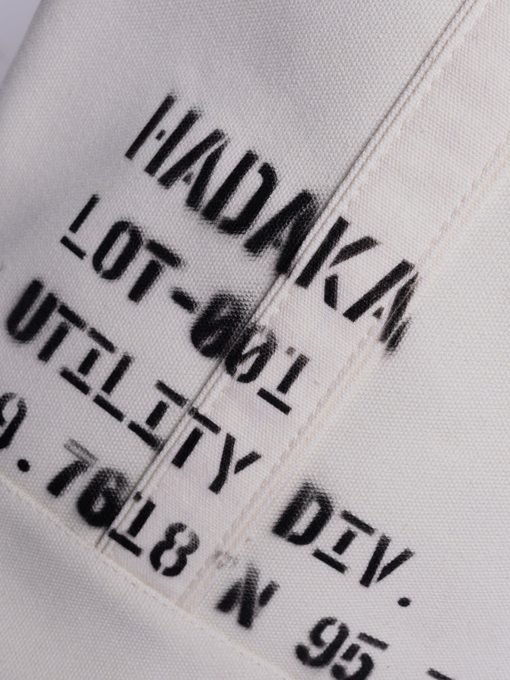 HADAKA - LOT 001 UTILITY TOTE
