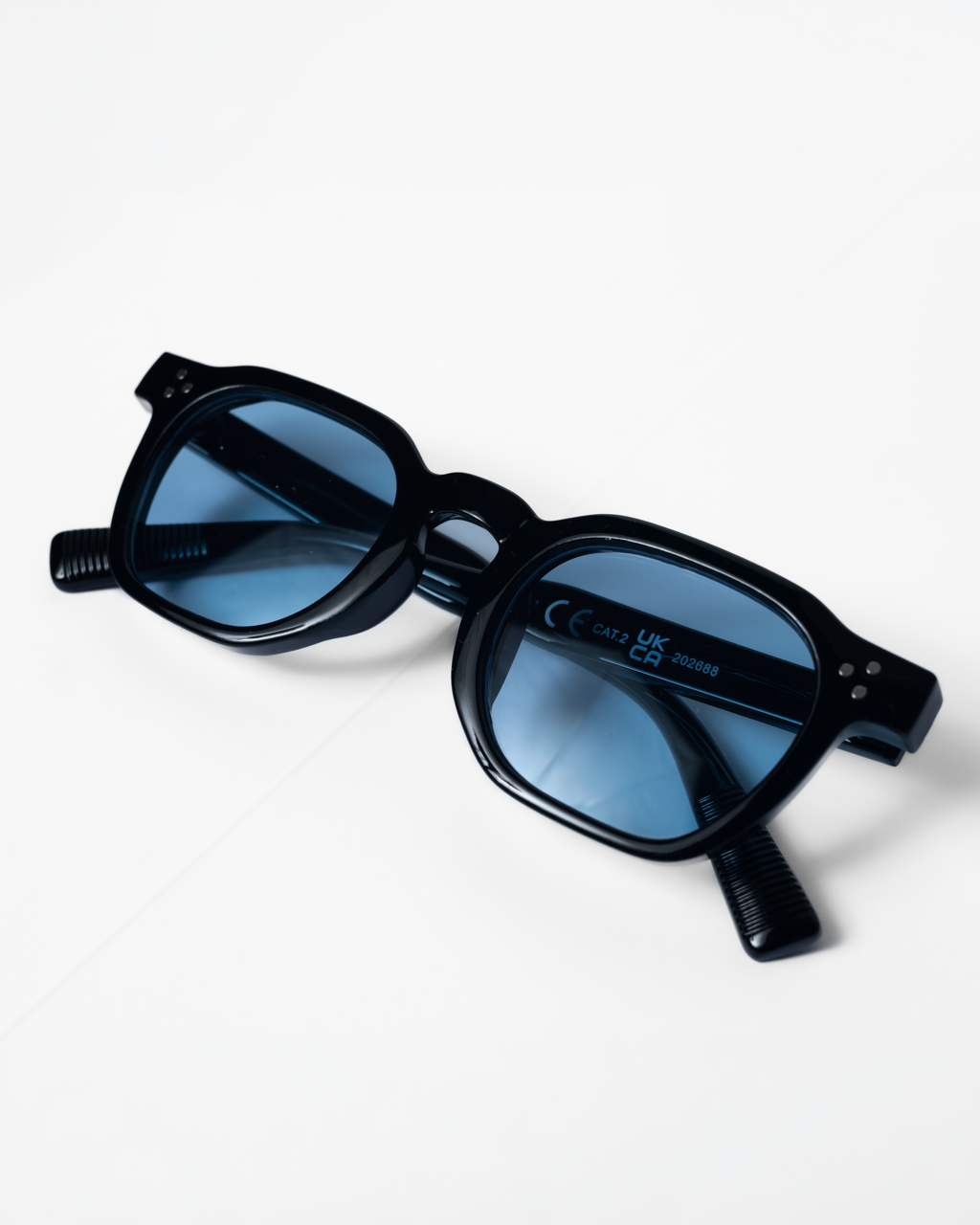 Cobalt Horizon Shades